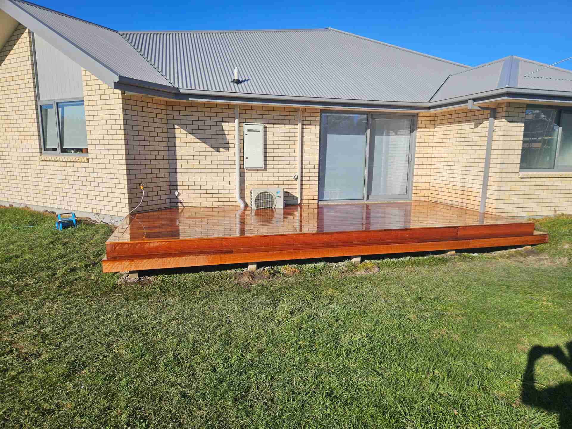 nice backyard small deck christchurch