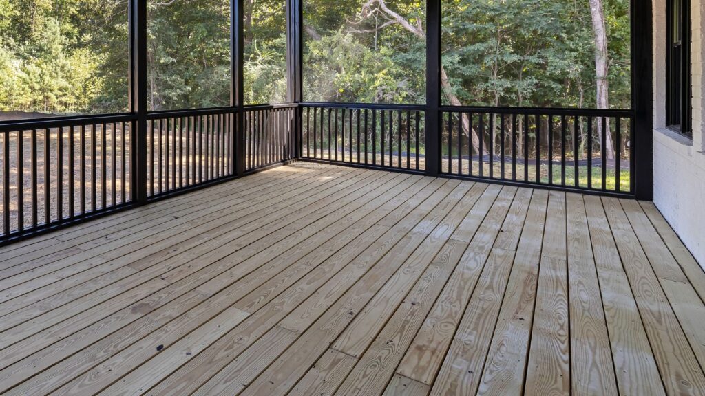 How much would a 12x12 deck cost to build (7)